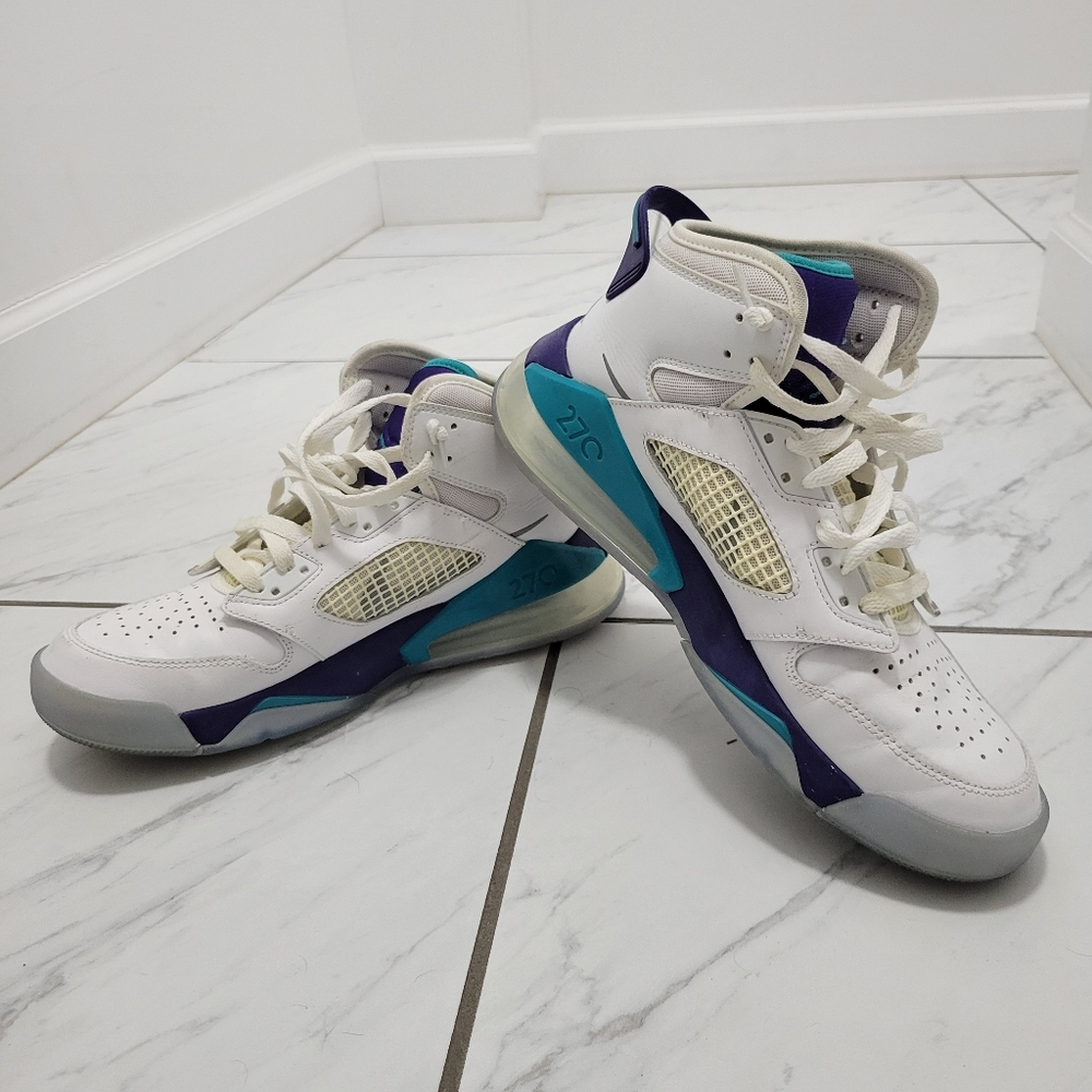 Jordan Mars 270 Basketball Sneakers